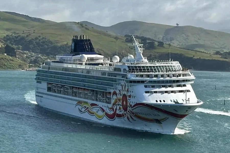 NCL Norwegian Sun Itinerary 2025 with Pier Berths Crew Center